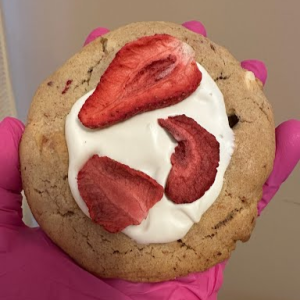 STRAWBERRY CHEESECAKE