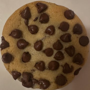 CHOCOLATE CHIP COOKIE
